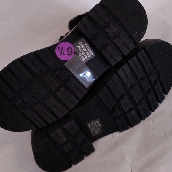 Olivia Miller Faux Fur Winter Boots - Picture 9 of 12